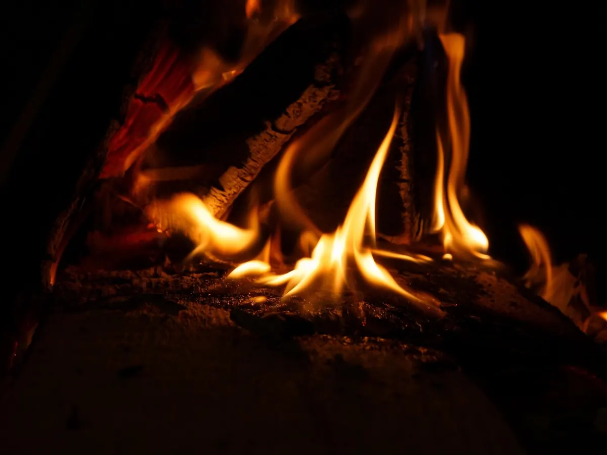 Beginner's Guide to Lighting and Running a Wood Burning Stove